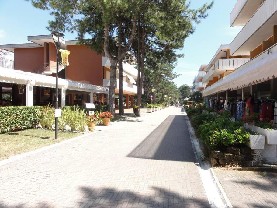 Silva - Appartamento Bibione Exterior foto